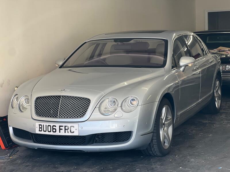 View BENTLEY CONTINENTAL 6.0 W12 Flying Spur