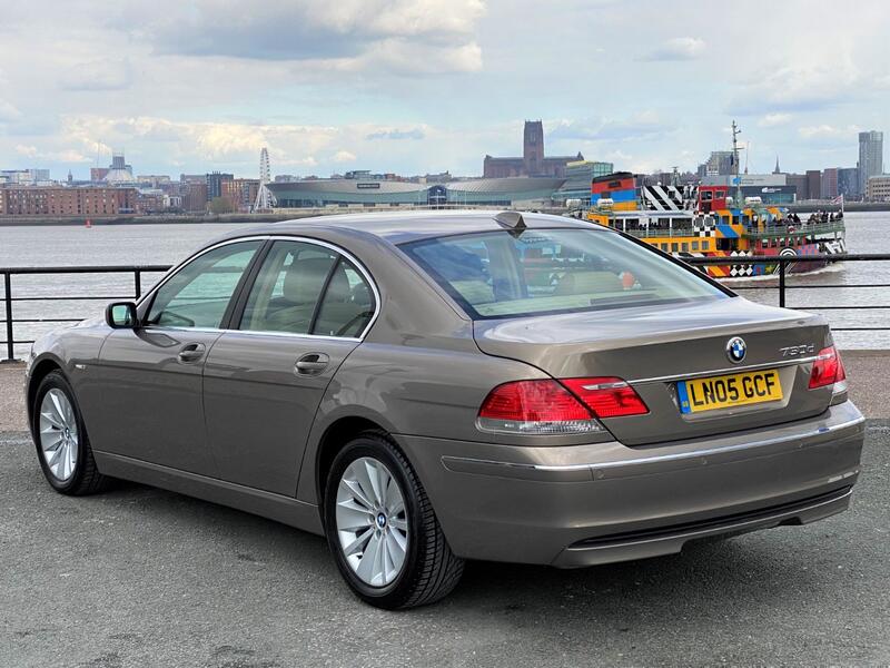 View BMW 7 SERIES 730D SE