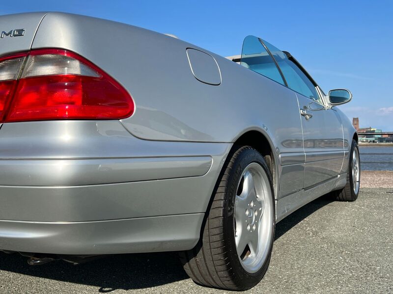 MERCEDES-BENZ CLK