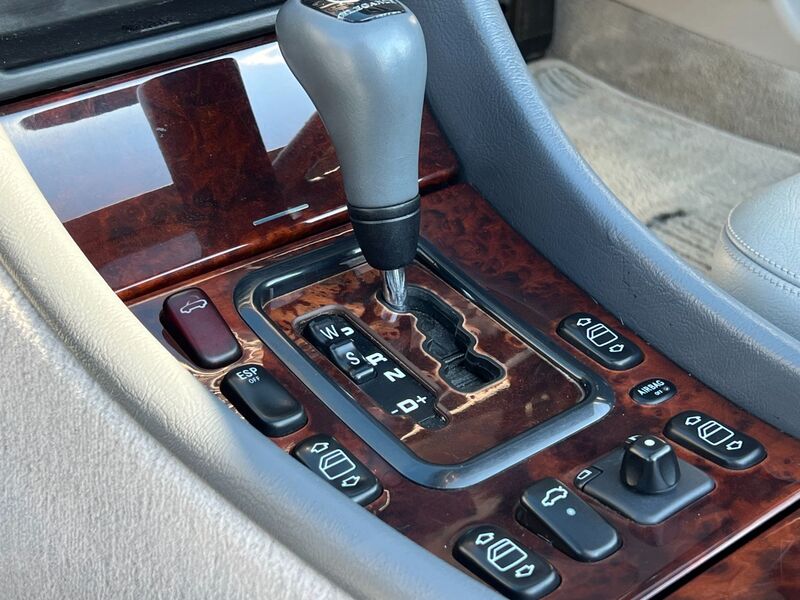 MERCEDES-BENZ CLK