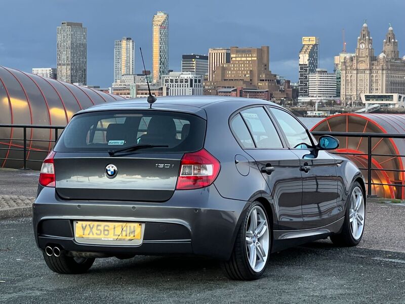 BMW 1 SERIES