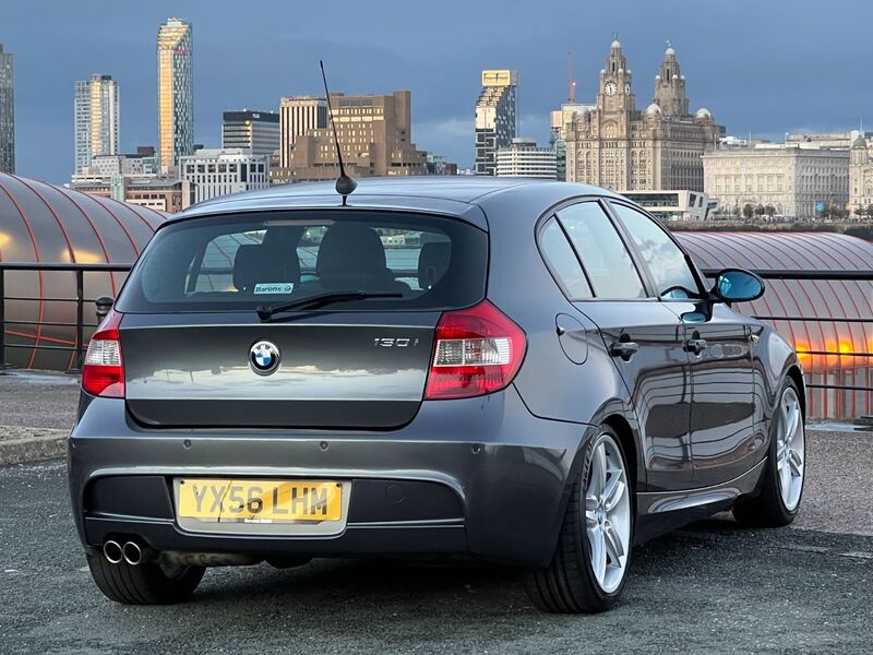 BMW 1 SERIES