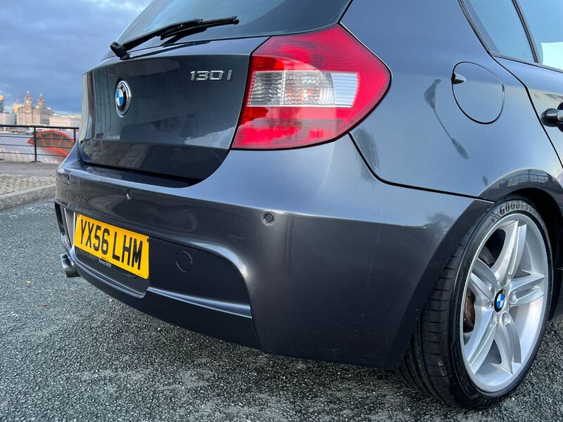 BMW 1 SERIES