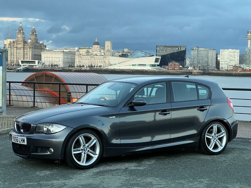 BMW 1 SERIES