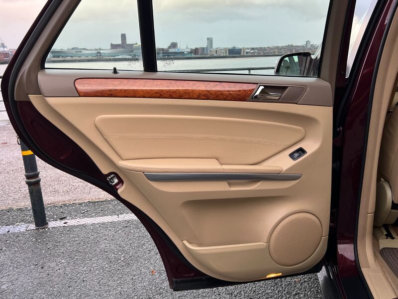 MERCEDES-BENZ M CLASS