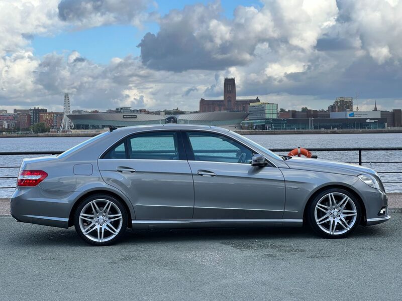 View MERCEDES-BENZ E CLASS E350 CDI BLUEEFFICIENCY SPORT