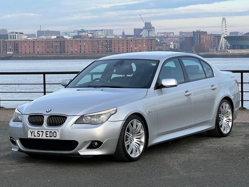 BMW 5 SERIES