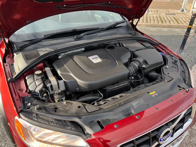 VOLVO XC70