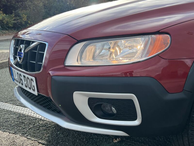 VOLVO XC70