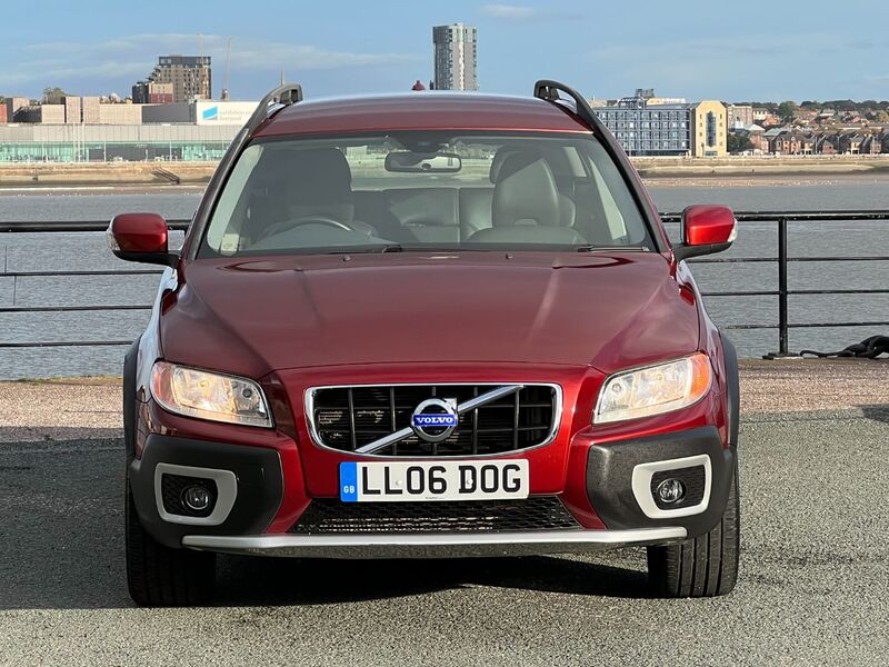 VOLVO XC70