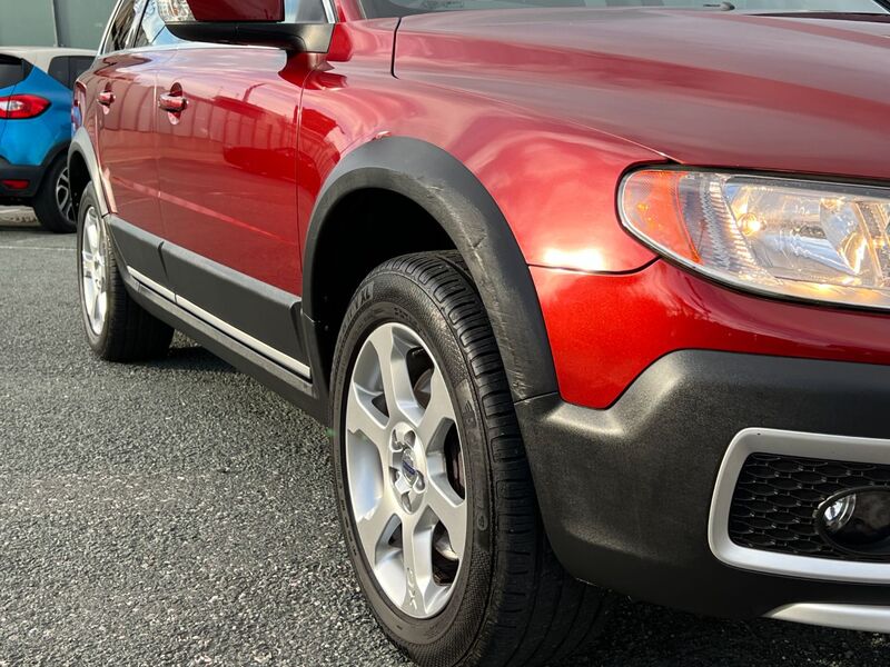 VOLVO XC70