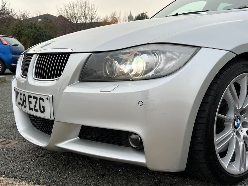 BMW 3 SERIES