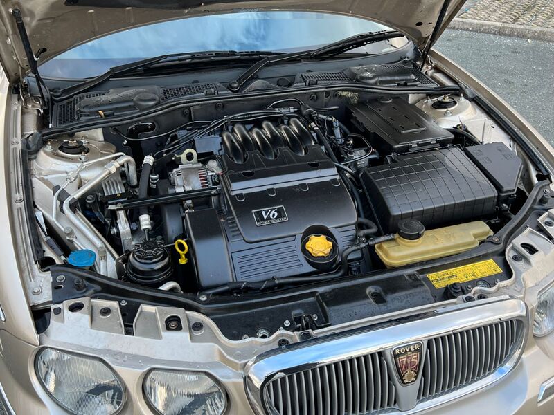 ROVER 75