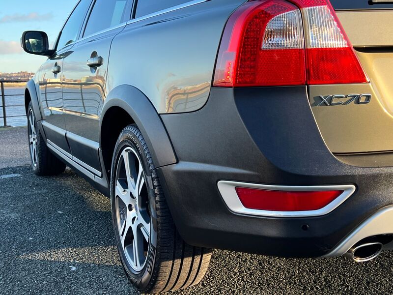 VOLVO XC70