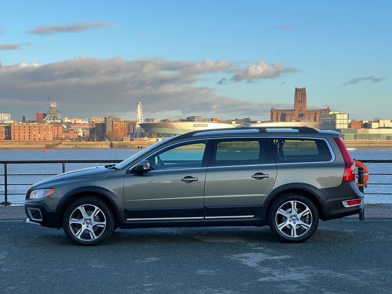 VOLVO XC70