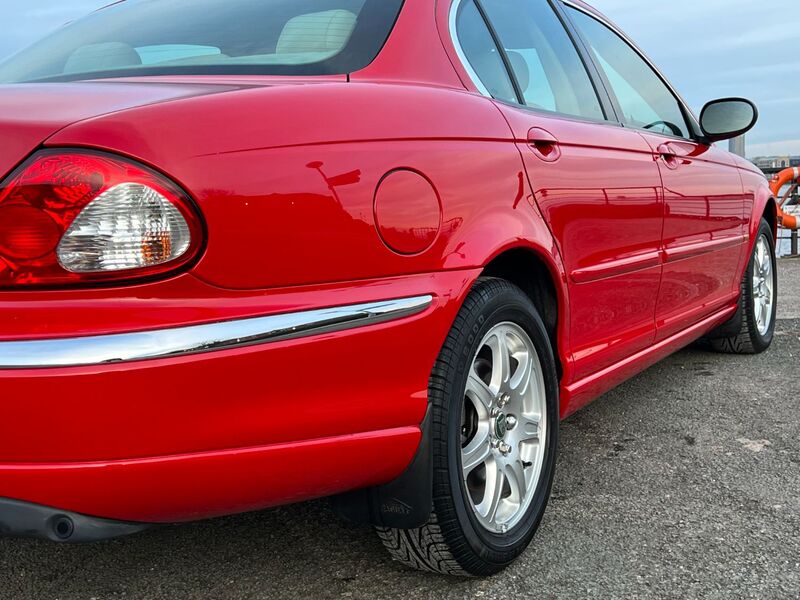 JAGUAR X-TYPE