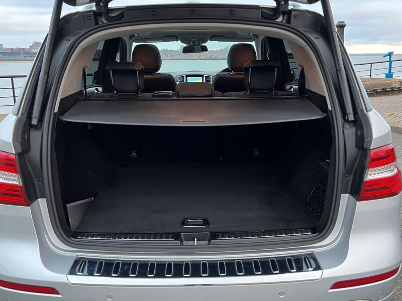 MERCEDES-BENZ M CLASS