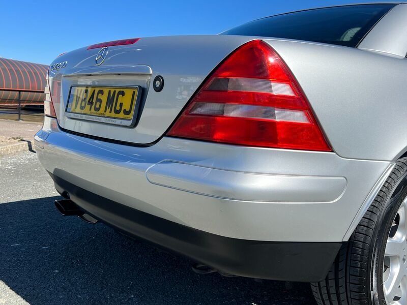 MERCEDES-BENZ SLK