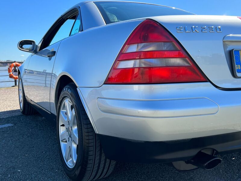 MERCEDES-BENZ SLK