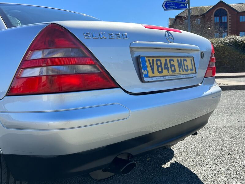 MERCEDES-BENZ SLK