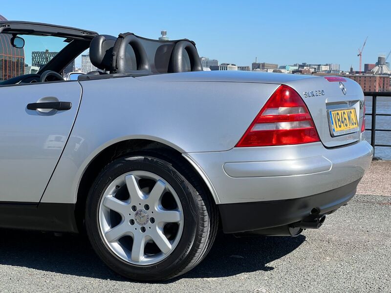 MERCEDES-BENZ SLK