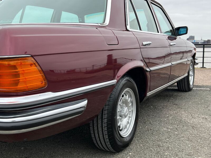 MERCEDES-BENZ 280