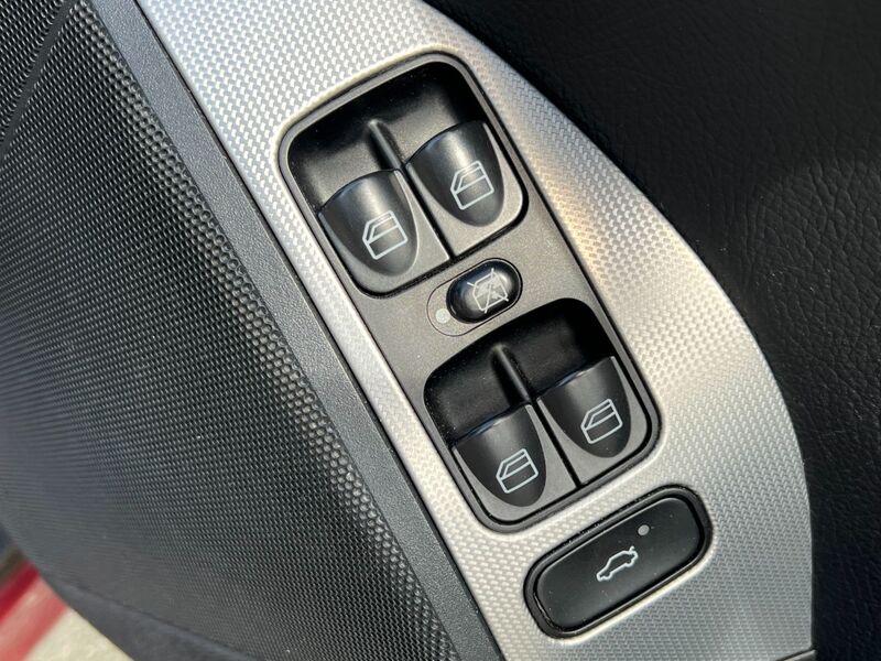 MERCEDES-BENZ CLK