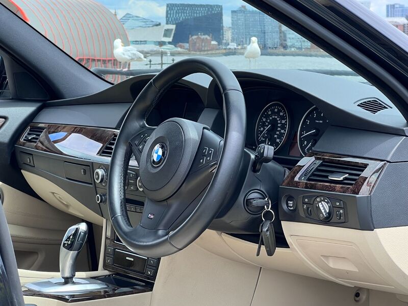 BMW 5 SERIES
