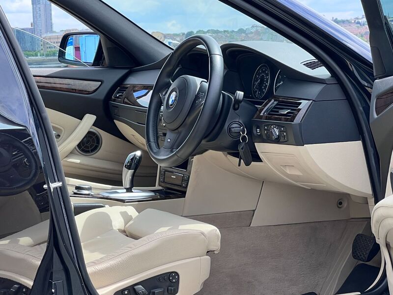 BMW 5 SERIES
