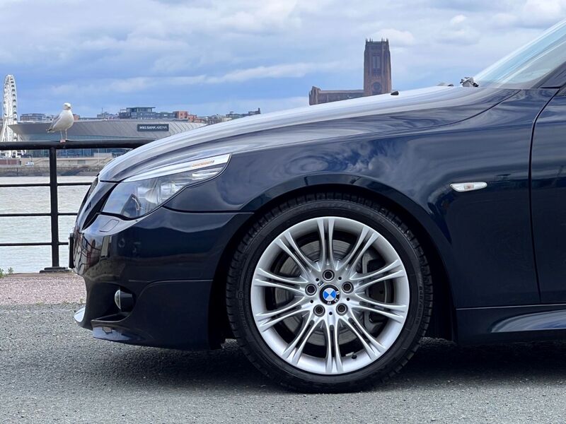 BMW 5 SERIES
