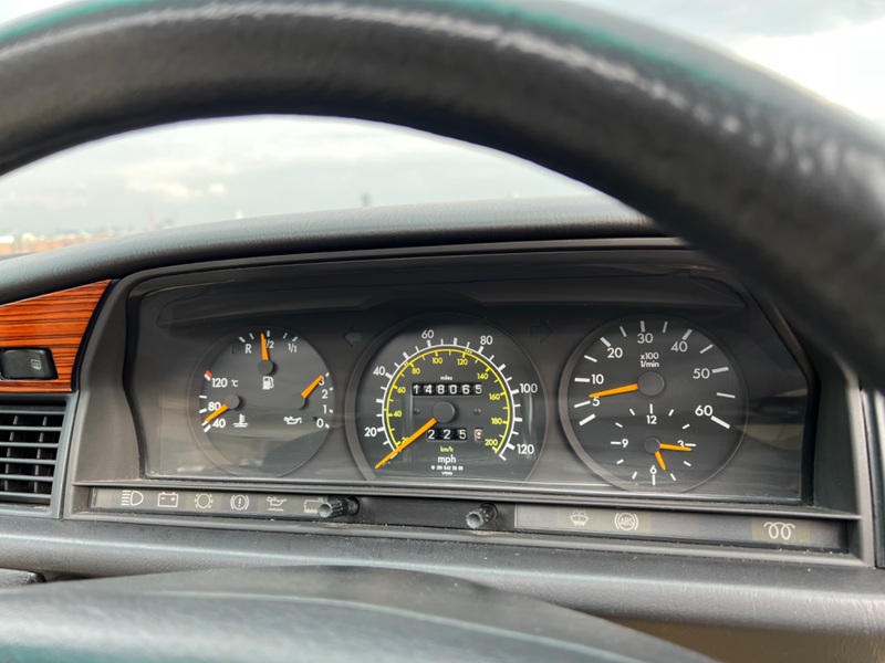 MERCEDES-BENZ 190