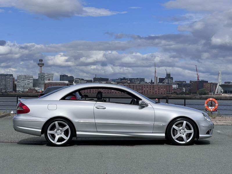 View MERCEDES-BENZ CLK CLK320 CDI SPORT