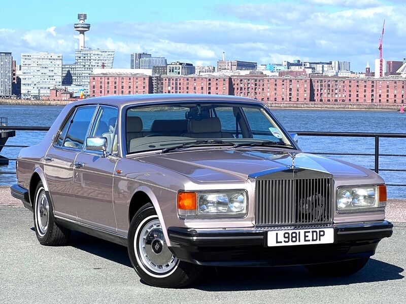 ROLLS-ROYCE SILVER SPIRIT