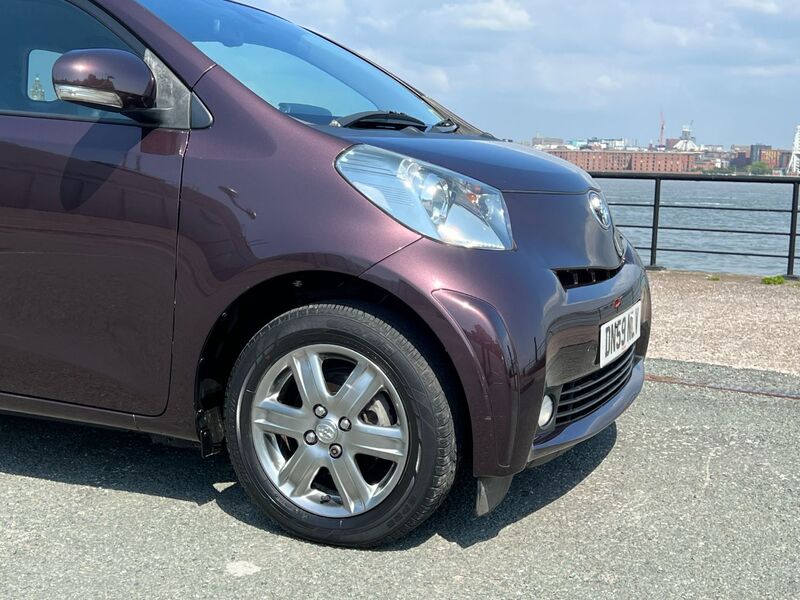 View TOYOTA IQ VVT-I IQ2