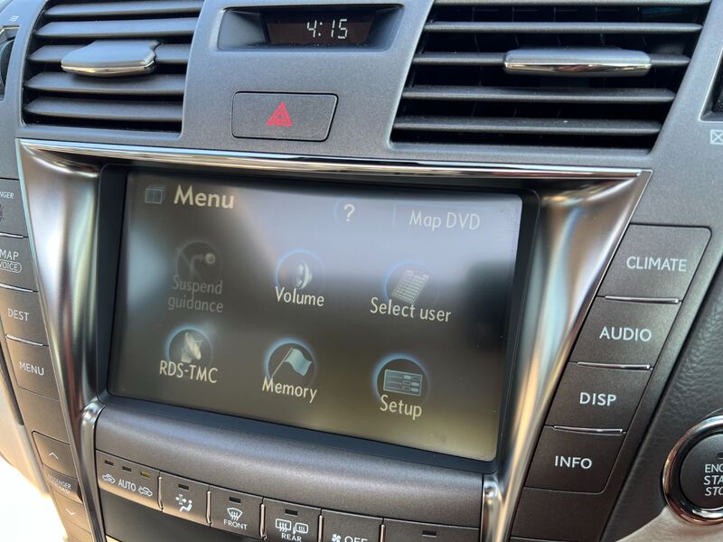 LEXUS LS