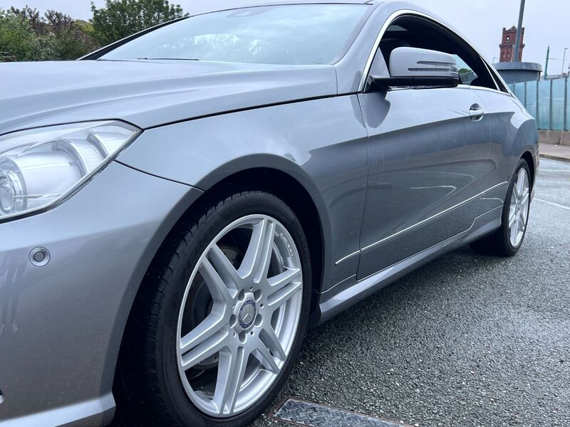 MERCEDES-BENZ E CLASS