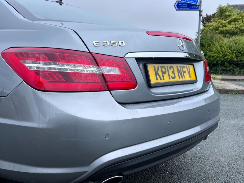 MERCEDES-BENZ E CLASS