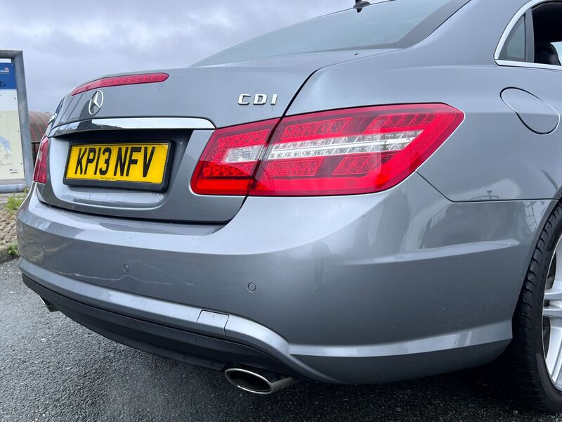 MERCEDES-BENZ E CLASS