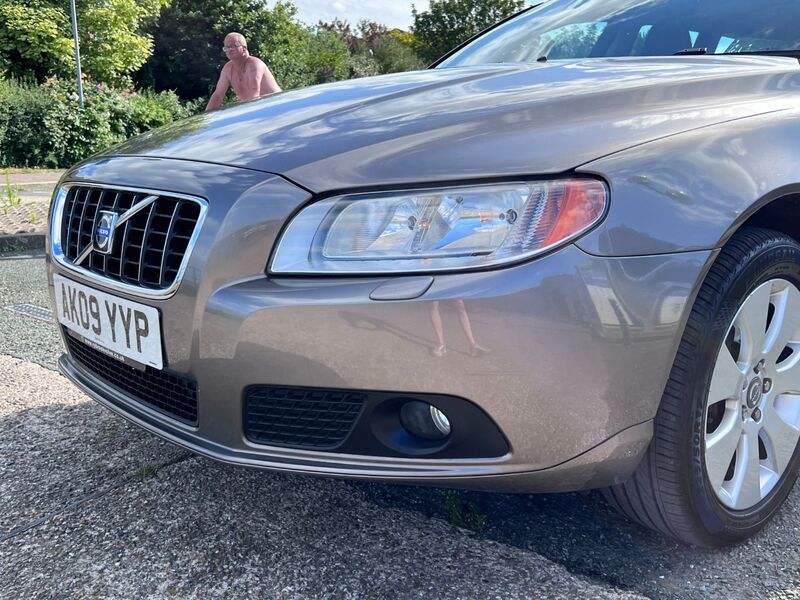 VOLVO V70