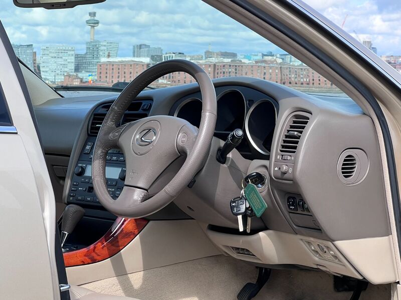 LEXUS GS