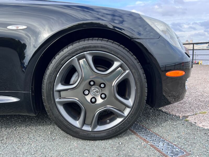 LEXUS SC 430