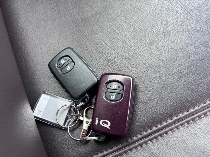 TOYOTA IQ
