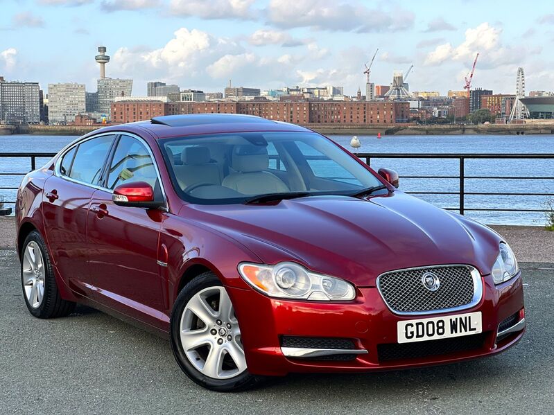 View JAGUAR XF V8 PREMIUM LUXURY