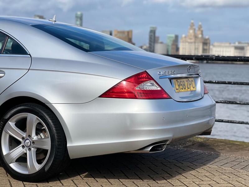MERCEDES-BENZ CLS