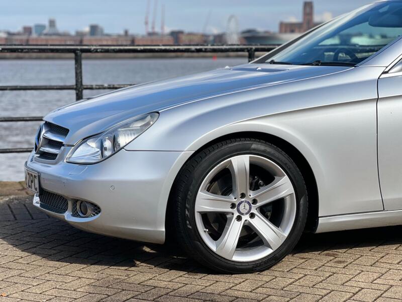 MERCEDES-BENZ CLS