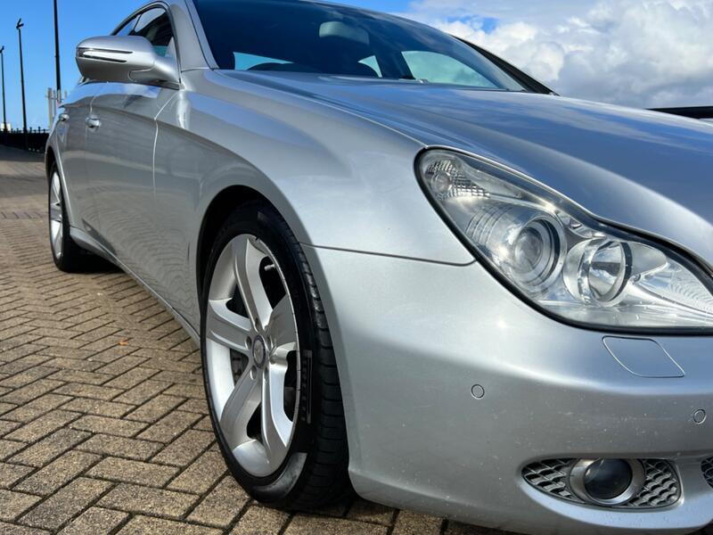 MERCEDES-BENZ CLS