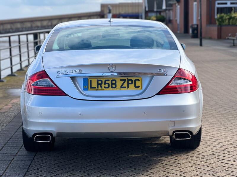 MERCEDES-BENZ CLS