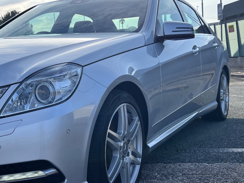 MERCEDES-BENZ E CLASS