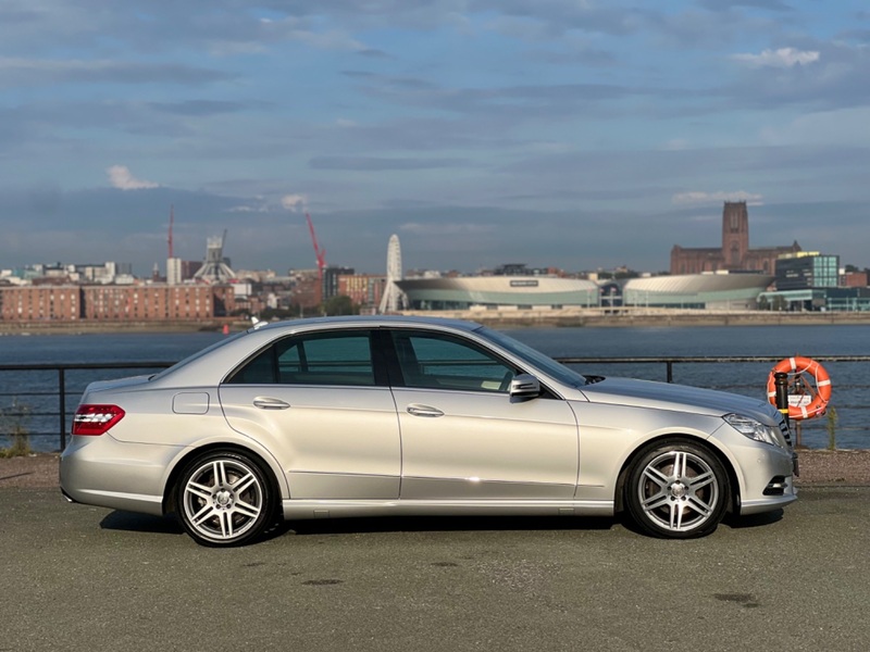 View MERCEDES-BENZ E CLASS E250 CDI BLUEEFFICIENCY SPORT